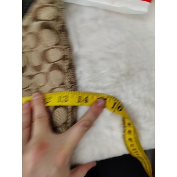 Tan Vintage Y2K Coach Crossbody Shoulder Bag - Picture 9 of 11